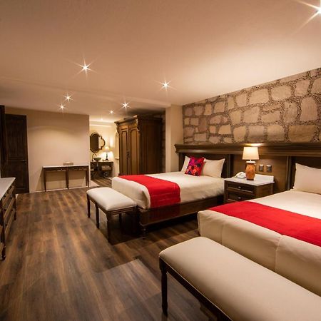 Casa Vieja Hotel Boutique มอเรเลีย ภายนอก รูปภาพ